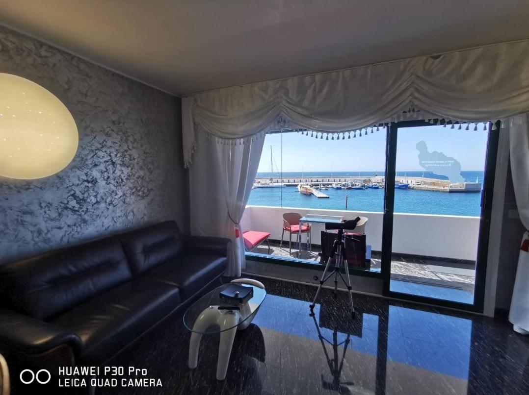 Onyx Apartment Πουέρτο Ντελ Κάρμεν Εξωτερικό φωτογραφία